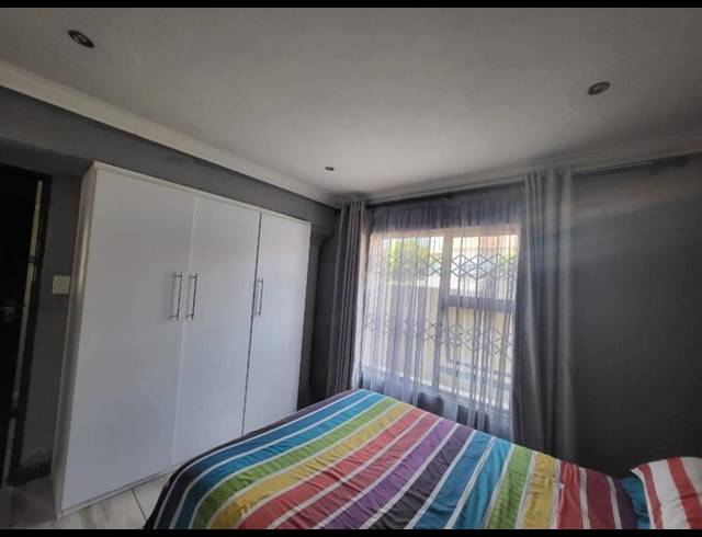 4 BEDROOM HOUSE FOR SALE IN TLHABANE WEST